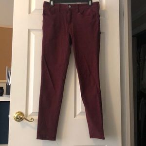 American Eagle Maroon Jeggings